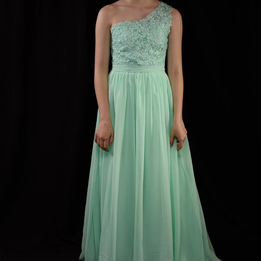 Pomuyoo Formal Dress /#102